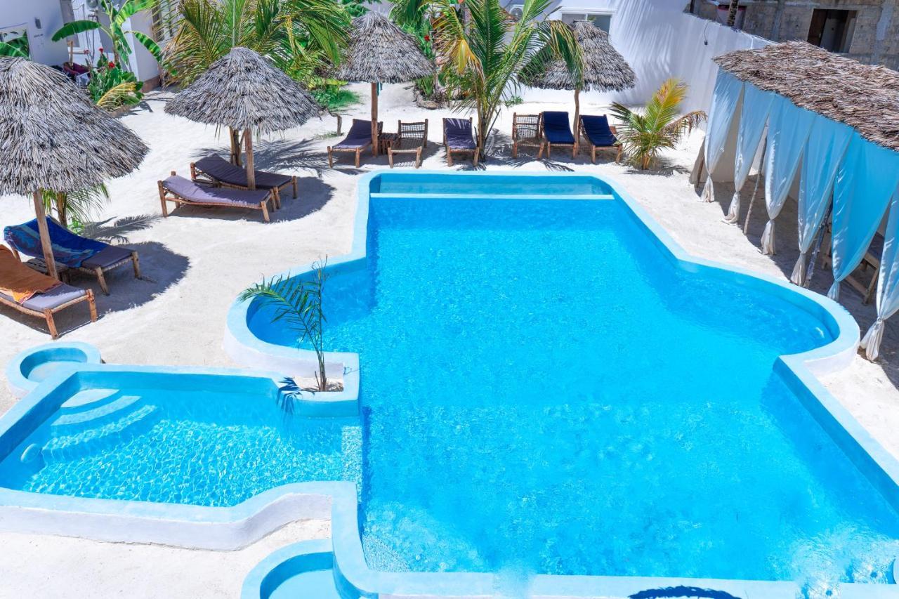 Heart Of Zanzibar * Paje